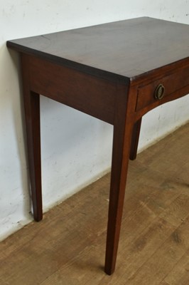 Lot 1287 - Regency plum pudding mahogany single drawer side table