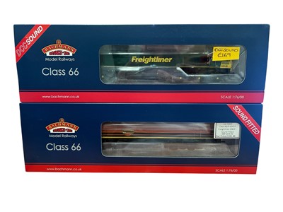 Lot 1838 - Bachmann OO Gauge Class 66/4 Freightliner (Genesee & Wycoming) 66419, boxed 32-739SF & Class 66 Freightliner Diesel 66546, boxed 32-728DS (2)