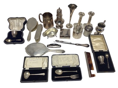 Lot 192 - Mixed group of silver to include tankard, sugar castor etc