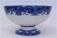 Lot 2019 - Royal Doulton Oyama pattern blue and white...