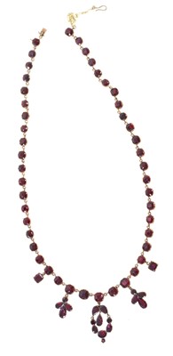 Lot 351 - Georgian gold and garnet necklace