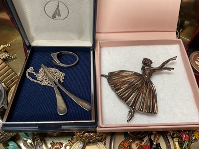 Lot 79 - Collection of antique and vintage jewellery