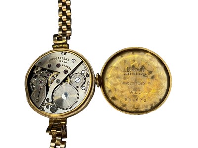 Lot 95 - 1950s Winegartens 9ct gold cased ladies' wristwatch on 9ct gold bracelet, in box