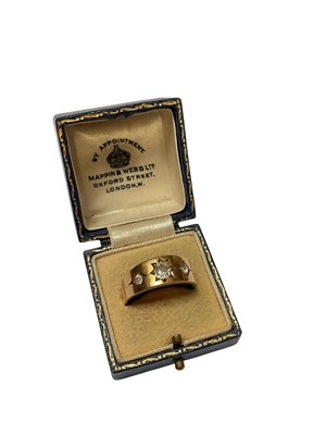 Lot 89 - 18ct gold diamond three stone gypsy set ring