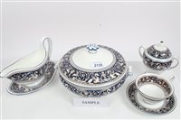Lot 2130 - Good quality Wedgwood Florentine dinner...