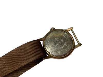 Lot 48 - WWII Mido Multifort military wristwatch
