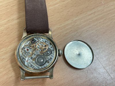 Lot 48 - WWII Mido Multifort military wristwatch