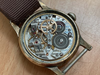 Lot 48 - WWII Mido Multifort military wristwatch