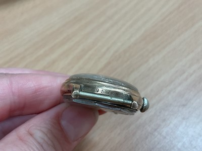 Lot 48 - WWII Mido Multifort military wristwatch