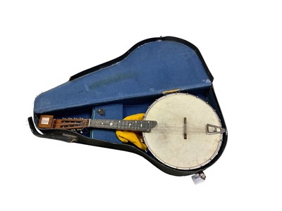 Lot 2242 - Eight string mandolin banjo with modern of pearl decoration