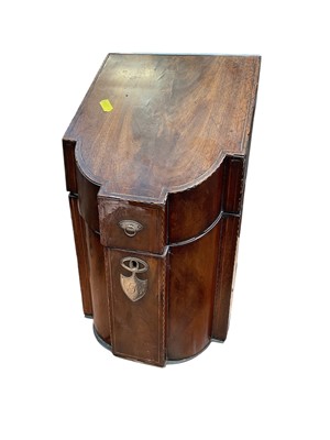 Lot 5006 - Georgian inlaid mahogany knife box (lacking contents), with white metal escutcheon engraved with the letter 'B', 37cm high