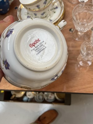 Lot 5012 - Spode Campanula pattern part tea set