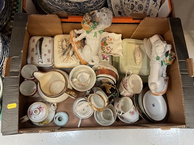 Lot 5039 - Group of ceramics, including a Chinese blue and white jar and cover, etc