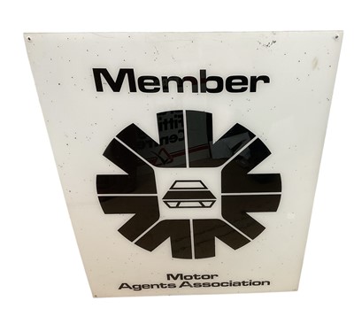 Lot 25 - Modern Perspex garage sign- 'Member Motor Agents Association', 80.5 x 65cm.