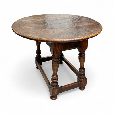 Lot 5323 - 20th century oak gate leg table, 56cm high x 75cm diameter