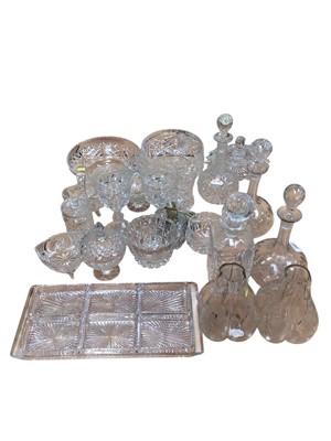Lot 5070 - Collection of glassware to include cut glass and etched glass