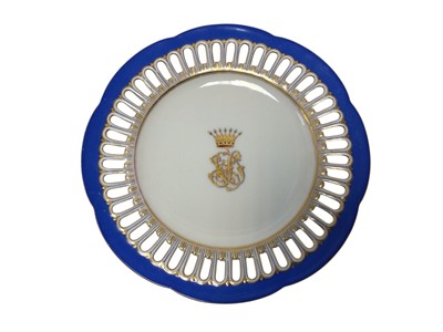 Lot 62 - Mid 19th century French armorial dessert plate