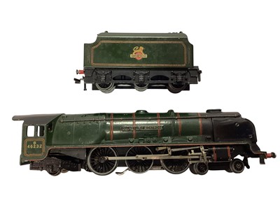 Lot 1745 - Hornby Dublo 00 Gauge 3 rail BR lined green with early emblem EDL12 4-6-2 Duchess of Montrose tender locomotive 46232, BR lined green with early emblem EDL11 4-6-2 Silver King tender locomotive...