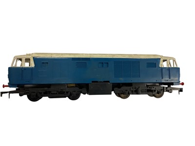 Lot 1790 - Tri-ang O Gauge Big Big Blue Flier Hymek Class 35 diesel locomotive and two others (for spares), plus six carriages (one set wheels missing) and two foreign livery coaches DB & SNCF, all with...