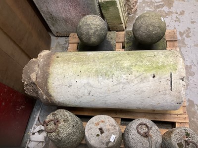 Lot 1947 - Pair of impressive 18th / early 19th century white marble columns, 40.5cm diameter x 86cm high
