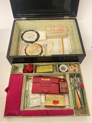 Lot 919 - Collection of sewing and needlework accessories