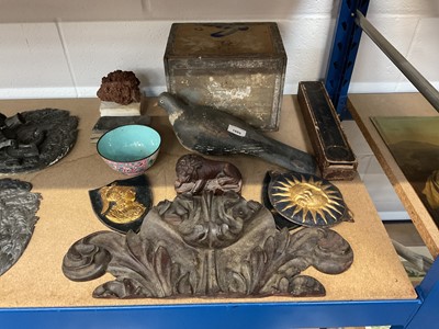Lot 1889 - Assorted works of art including a decoy pigeon