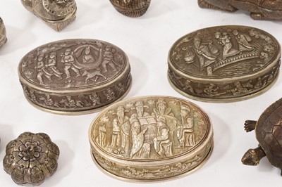 Lot 997 - Tibetan turtle shaped clasp, and various white metal boxes