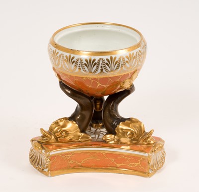 Lot 254 - Chamberlain’s Worcester pastille burner, painted with feathers, circa 1807