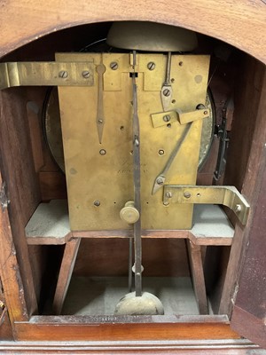Lot 810 - 19th century mahogany bracket clock by Barwise, London