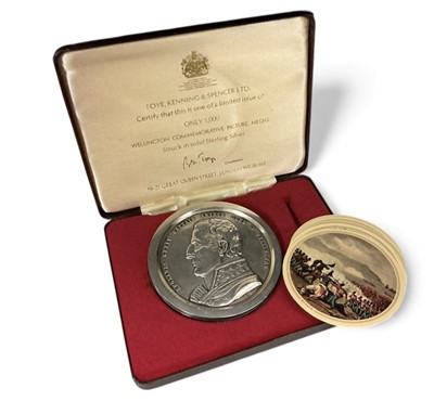 Lot 731 - The Duke of Wellington Picture Medal, a re-creation of the original Wellington picture medal struck in 1815, manufactured by Toye, Kenning & Spencer Ltd, the silver box (Birmingham 1976).