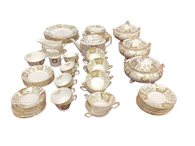 Lot 2200 - Royal Crown Derby 'Green Derby Panel' A.1237 dinner service