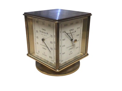Lot 2921 - Sewills of Liverpool revolving desk top weather station