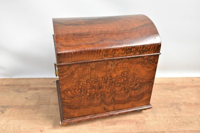 Lot 1426 - 19th century grained pine domed cellarette box