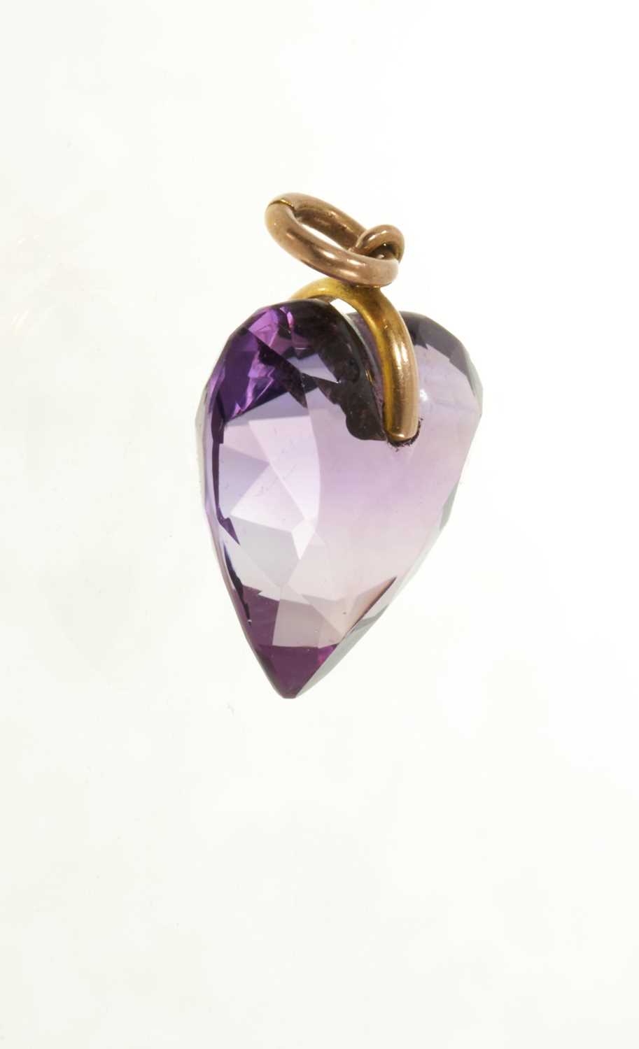 Lot 406 - Edwardian amethyst heart shape pendant