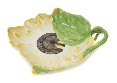 Lot 41 - Chelsea sunflower shaped dish, circa 1755