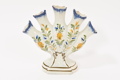 Lot 35 - Pearlware ‘quintal’ flower horn, circa 1800