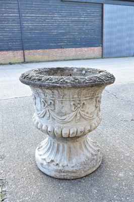 Lot 1468 - Large classical style garden urn
