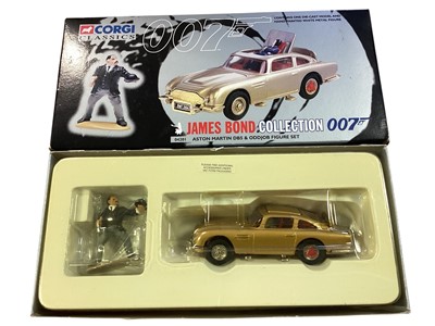 Lot 1824 - Corgi Classics (c1997) James Bond Collection 1:43 scale diecast figure sets including Aston Martin DB5 & Oddjob 04201, Moon Buggy & James Bond 65201, Stromberg Helicopter & Naomi 655...