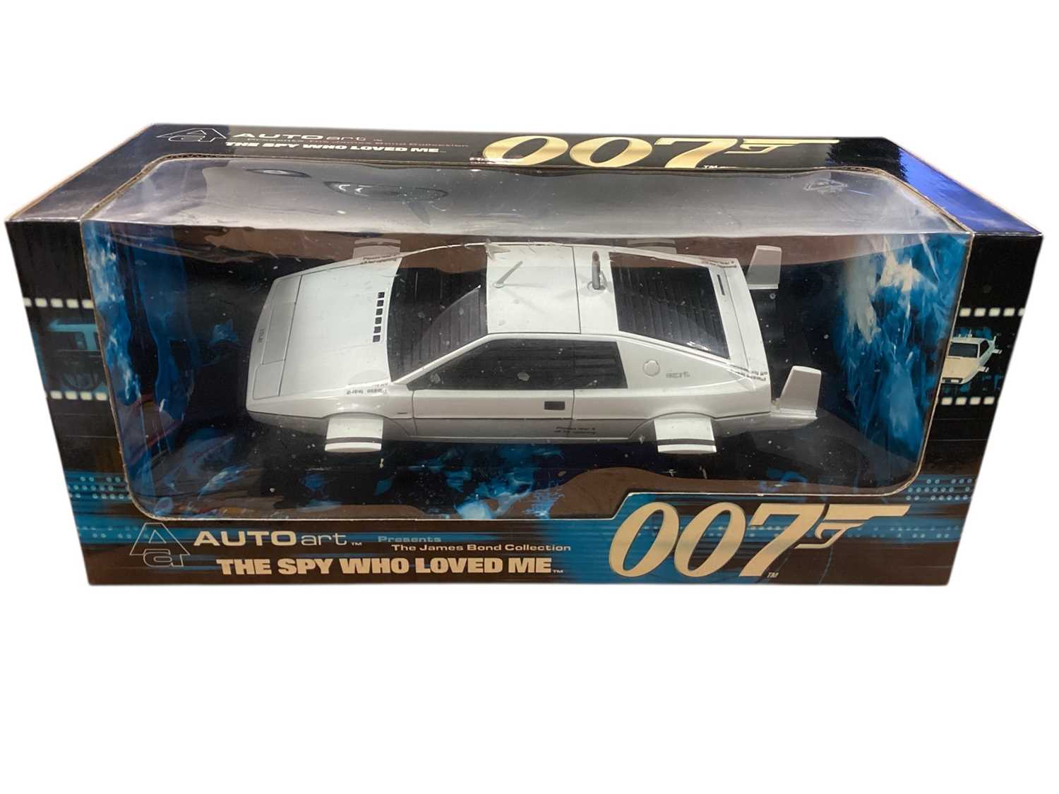 Lot 1825 - Auto Art The James Bond Collection 1:18 scale 007 Collectors diecast model The Spy Who Loved Me Underwater & Road Lotus Esprit and For Your Eyes Only Lotus Esprit Turbo, in window boxes (3)<...
