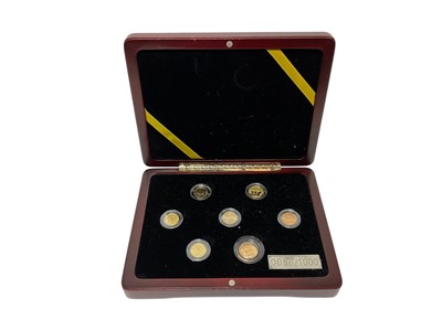 Lot 418 - World - Mixed gold seven coin set 2009 to include Mexico 1/10 oz, South Africa 1/10 Krugerrand, U.S. $5, Canada $5, U.K. ½ Sovereign, Australia $15 & China 50 Yuan (1 coin set)