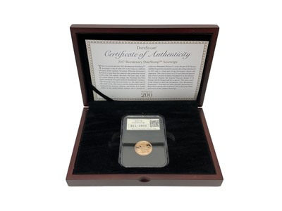Lot 423 - G.B. - Gold Sovereign Bicentenary date stamp Elizabeth II 2017 (N.B. Cased with Certificate of Authenticity) (1 coin)