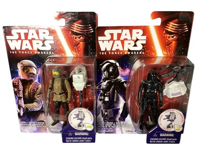 Lot 1807 - Hasbro (c2014) Star Wars 3.75" action figures 12 piece Trade Box and other figures mounted on card (1 box)