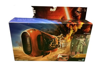 Lot 1814 - Hasbro (c2015) Star Wars The Force Awakens 3.75" action figures R2-D2 & C-3PO, Sidon & First Mate Quigold, Kylo REN, Chewbacca, Stormtrooper & Tie Fighters Pilot, plus Rey's Speeder...