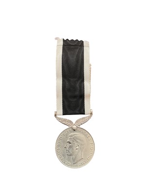 Lot 175 - Second World War New Zealand War Medal (unnamed as issued).