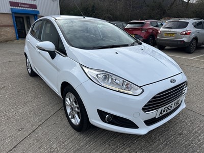 Lot 220 - 2015 Ford Fiesta 1.25 Zetec 82 5dr hatchback, manual, reg. no. AF65 YBL