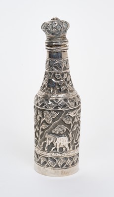 Lot 253 - 19th century Anglo Indian silver scent flask