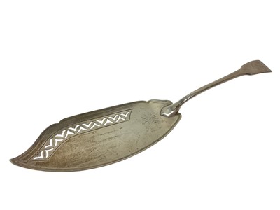 Lot 260 - George III silver fish slice.