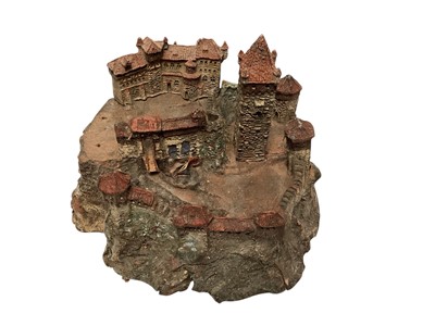Lot 1860 - Two model forts and soldiers (1 box)