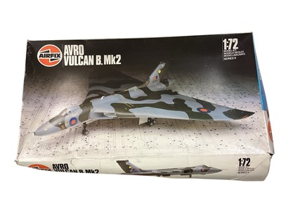 Lot 1753 - Airfix 1:72 Scale model aircraft Series 9 Avro Vulcan, boxed (damaged) with sealed contents # 9 09002 (1)