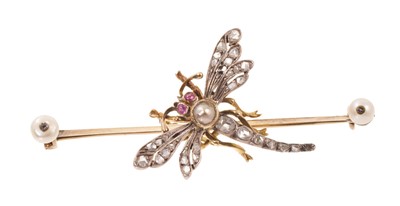 Lot 434 - Late Victorian diamond and pearl dragonfly brooch